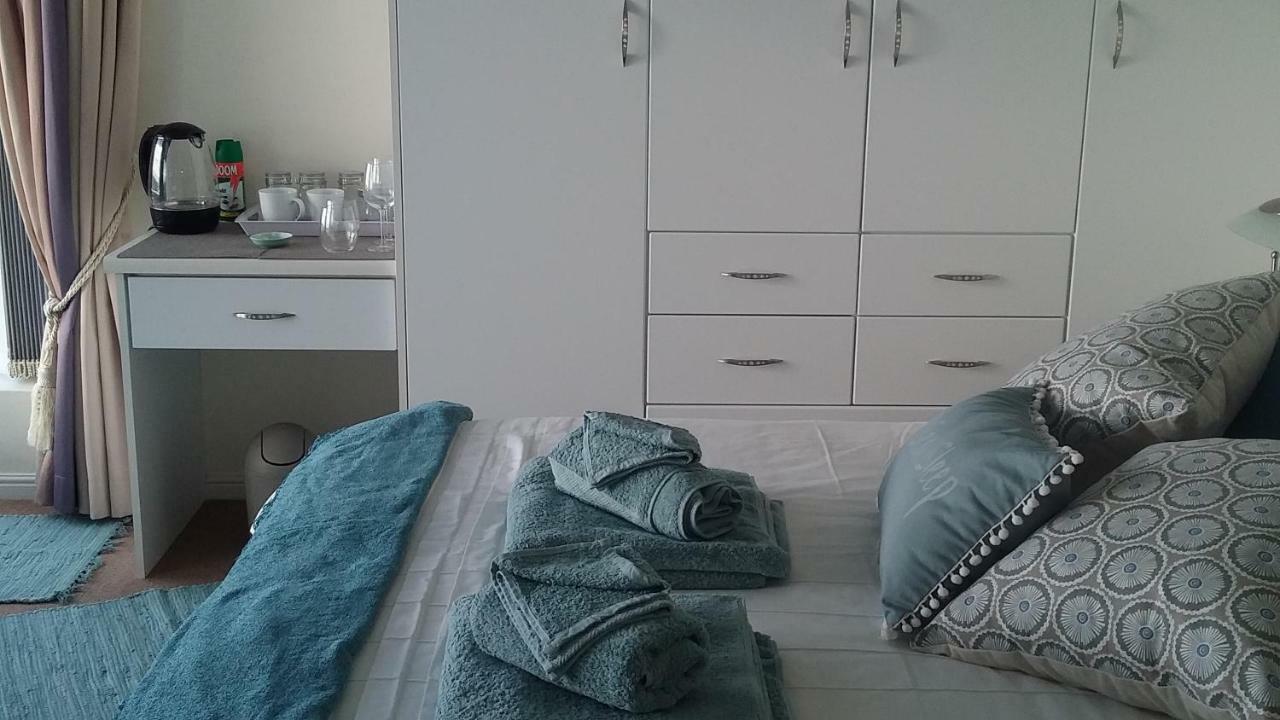 Wave Dancer Bed and Breakfast Gansbaai Exterior foto