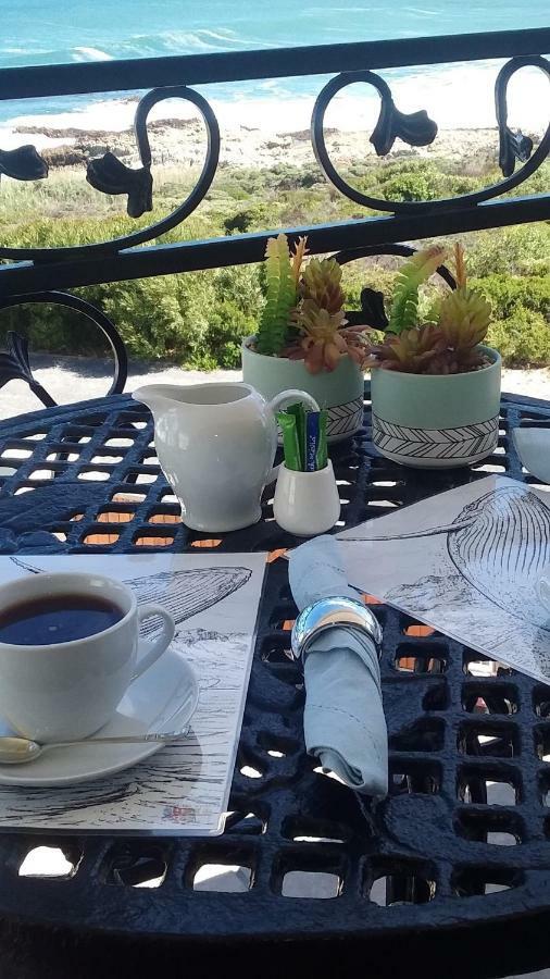 Wave Dancer Bed and Breakfast Gansbaai Exterior foto
